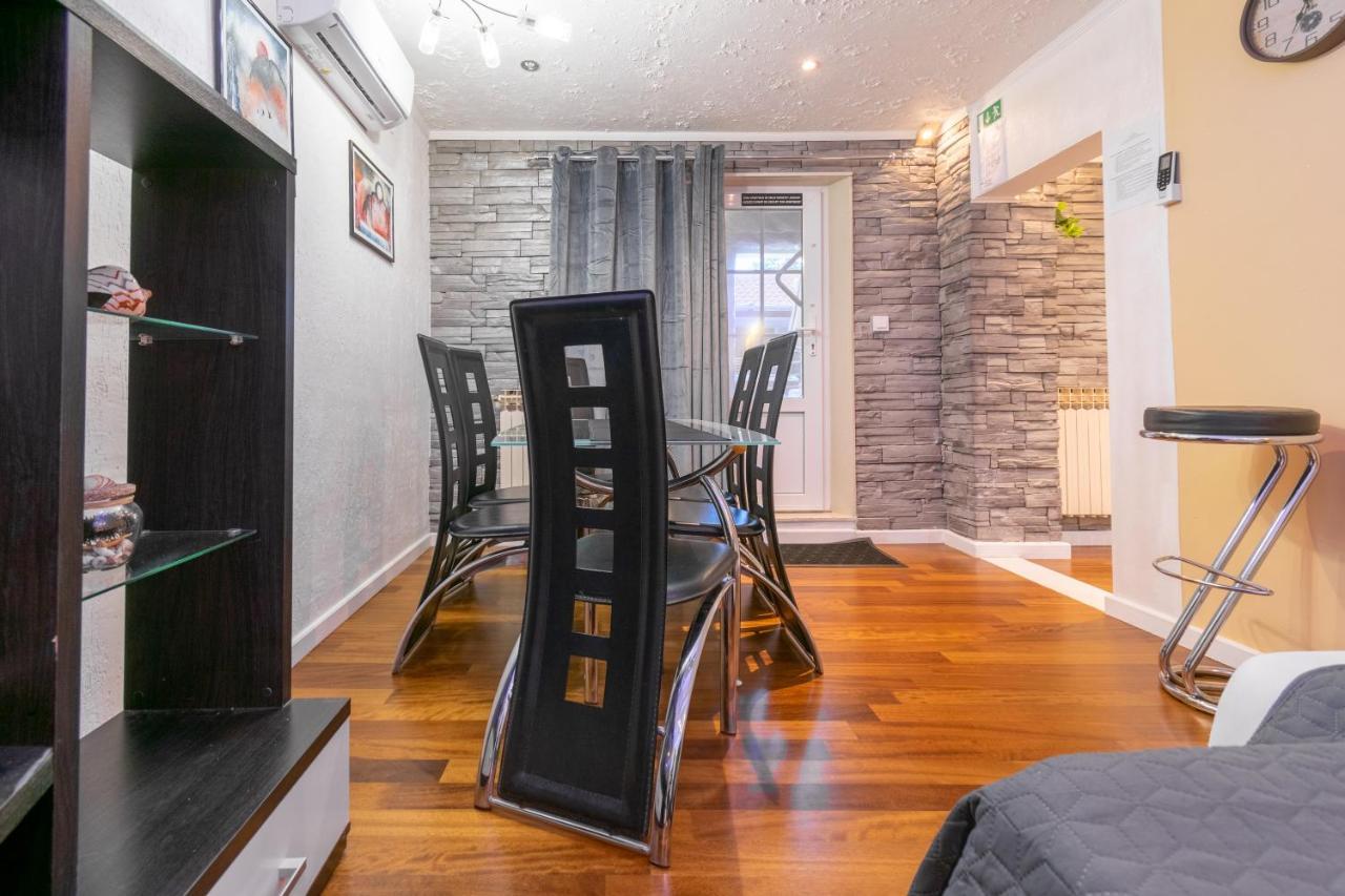 Apartments Villa Tomas 브렐라 외부 사진